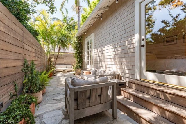 8863 Cynthia, West Hollywood, CA 90069