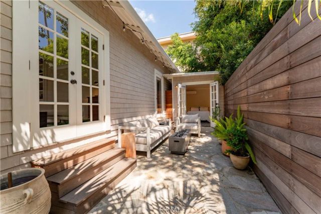 8863 Cynthia, West Hollywood, CA 90069