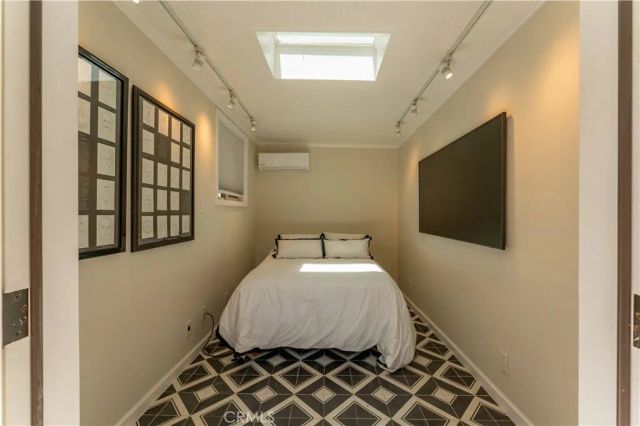 8863 Cynthia, West Hollywood, CA 90069