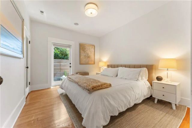 8863 Cynthia, West Hollywood, CA 90069