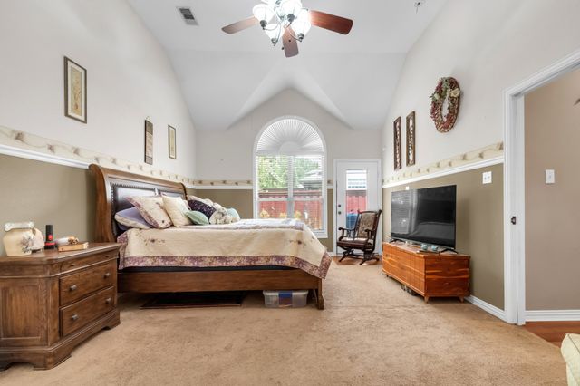 18 Red Bluff Court, Mansfield, TX 76063