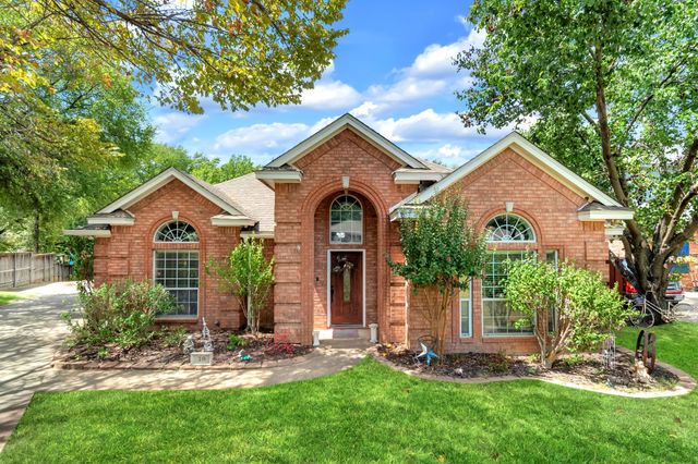 18 Red Bluff Court, Mansfield, TX 76063