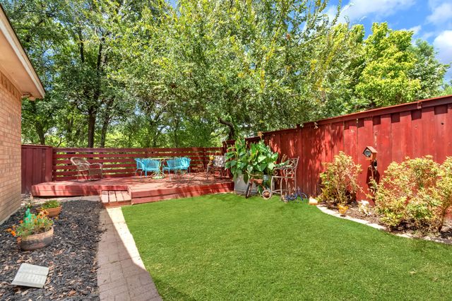18 Red Bluff Court, Mansfield, TX 76063