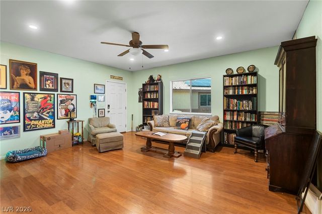 2012 Houdini Street, Henderson, NV 89002