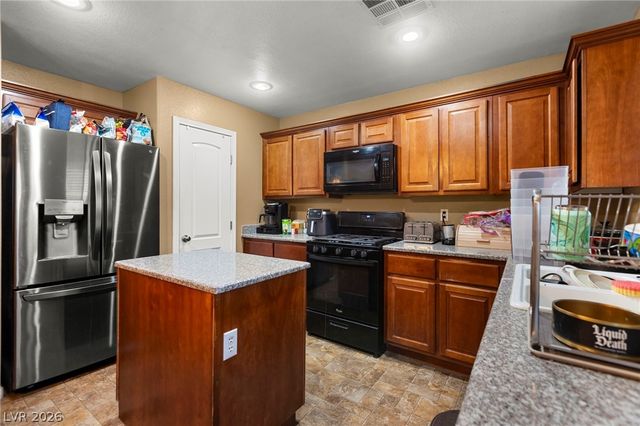 2012 Houdini Street, Henderson, NV 89002
