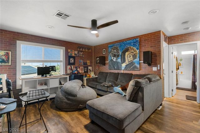 2012 Houdini Street, Henderson, NV 89002