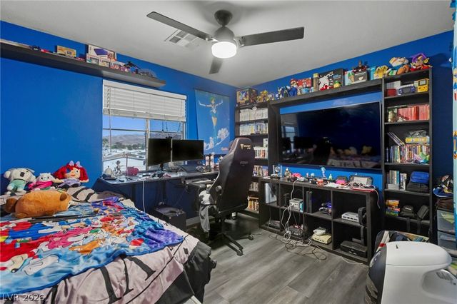 2012 Houdini Street, Henderson, NV 89002