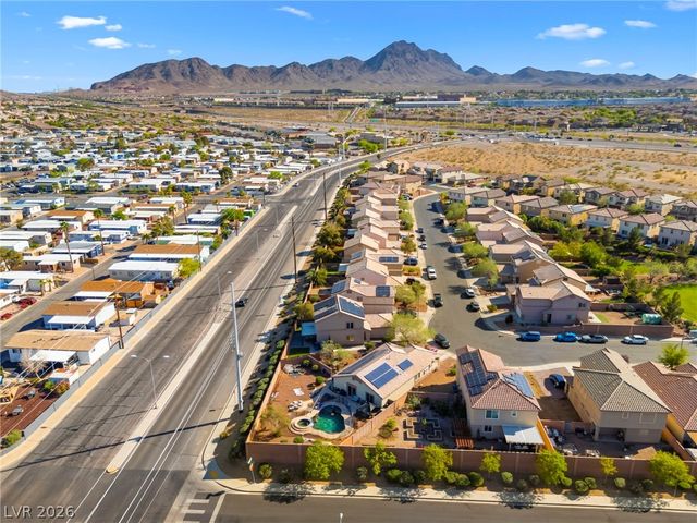 2012 Houdini Street, Henderson, NV 89002