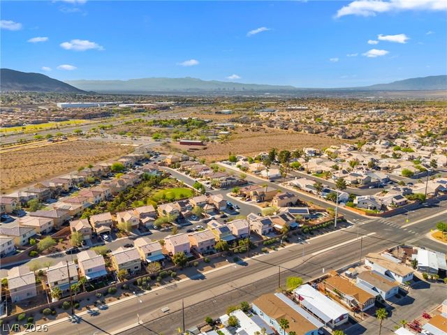 2012 Houdini Street, Henderson, NV 89002