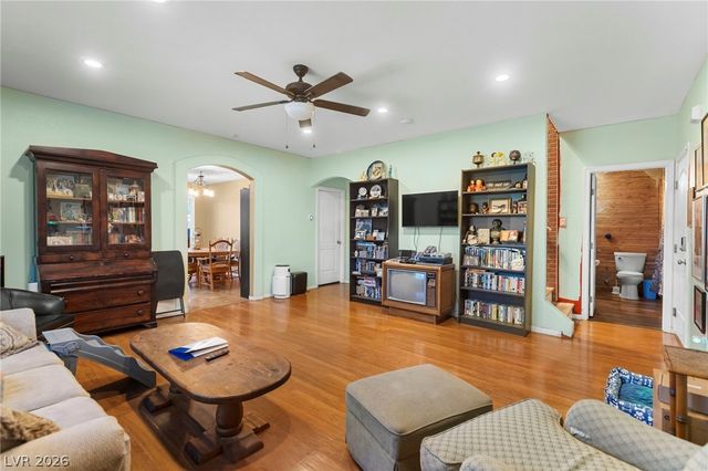 2012 Houdini Street, Henderson, NV 89002