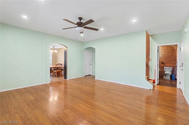 2012 Houdini Street, Henderson, NV 89002