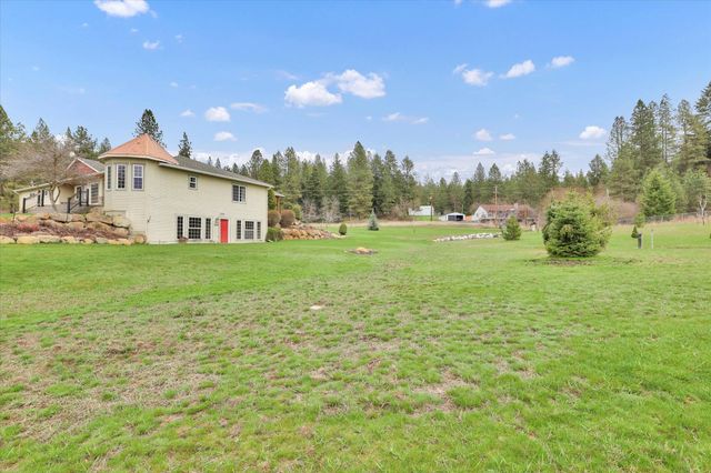 8615 E Lindgren Rd, Spokane, WA 99217