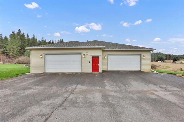 8615 E Lindgren Rd, Spokane, WA 99217