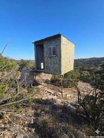 1518 Sd 54500, Rocksprings, TX 78880