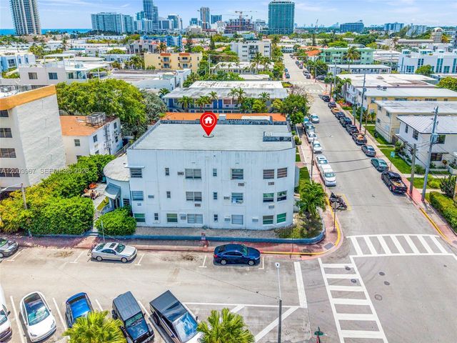 420 78th St, Miami Beach, FL 33141