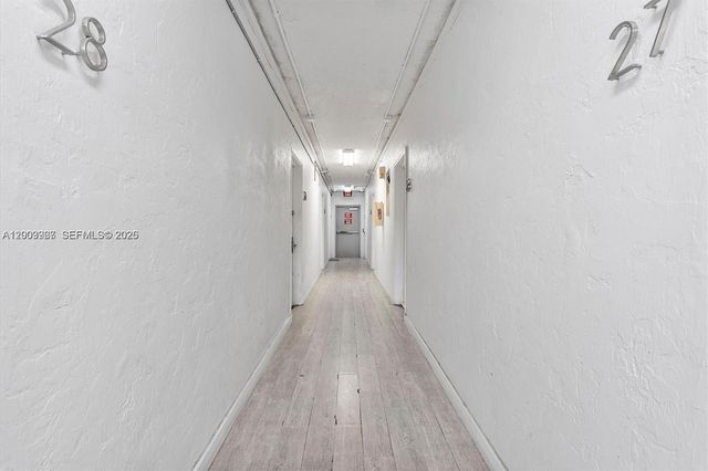 420 78th St, Miami Beach, FL 33141