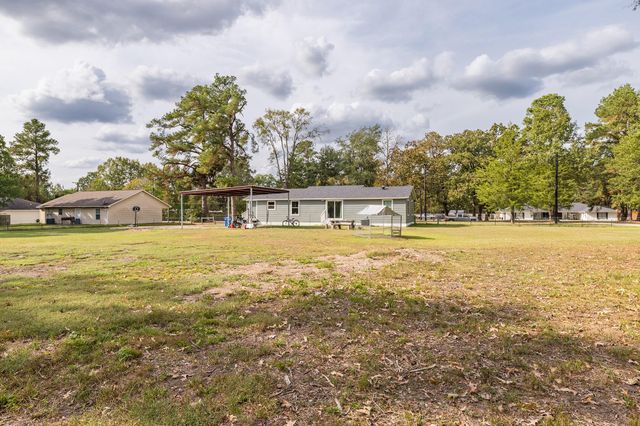 2504 Davisville Road, Lufkin, TX 75901