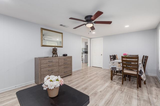 2504 Davisville Road, Lufkin, TX 75901