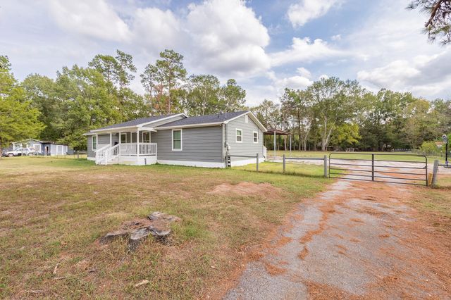 2504 Davisville Road, Lufkin, TX 75901