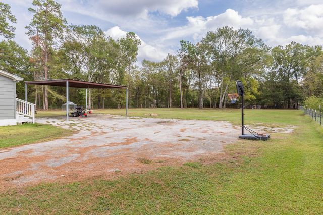 2504 Davisville Road, Lufkin, TX 75901