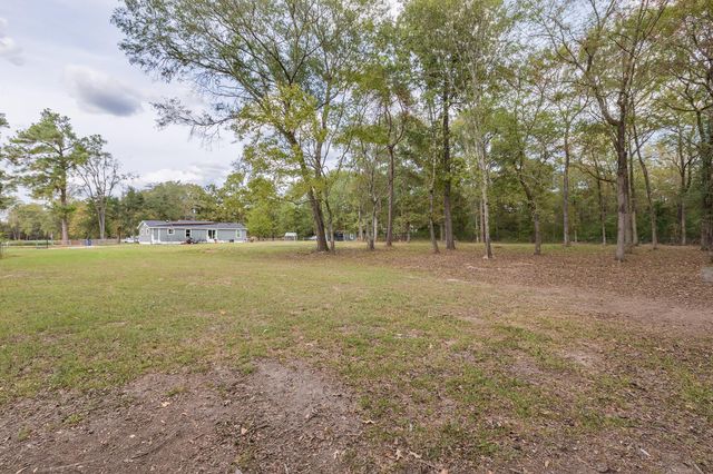 2504 Davisville Road, Lufkin, TX 75901