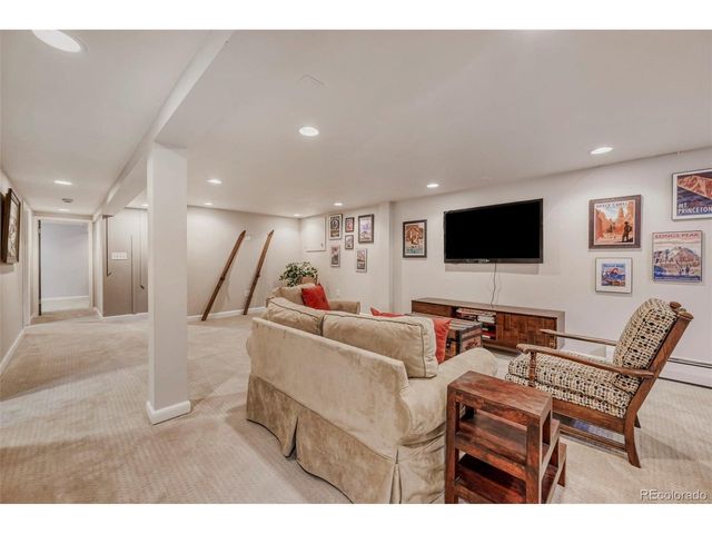 2505 Willow Ln, Lakewood, CO 80215