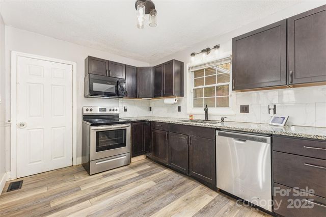 281 Sutton Road S, Fort Mill, SC 29708