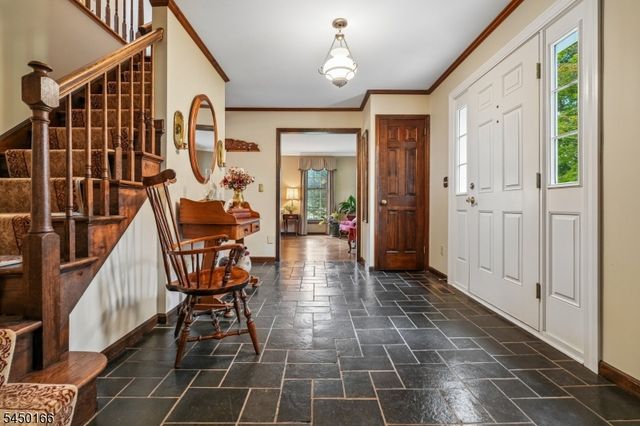 10 Sunnyfield Dr, Readington Twp., NJ 08889