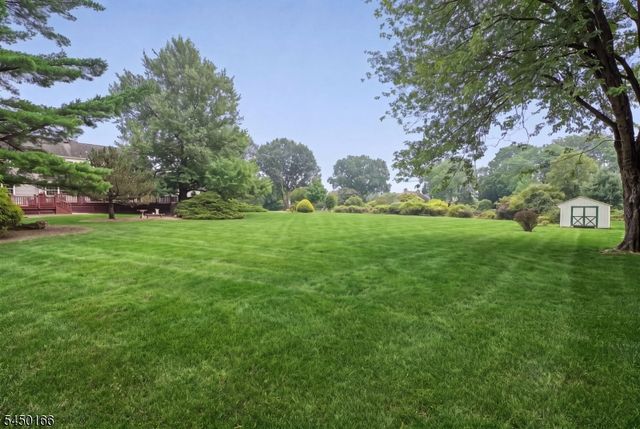 10 Sunnyfield Dr, Readington Twp., NJ 08889