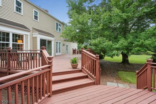 10 Sunnyfield Dr, Readington Twp., NJ 08889