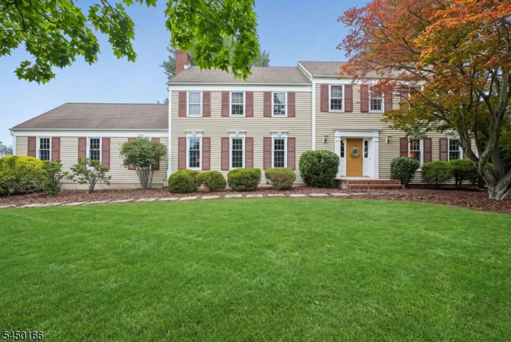 10 Sunnyfield Dr, Readington Twp., NJ 08889