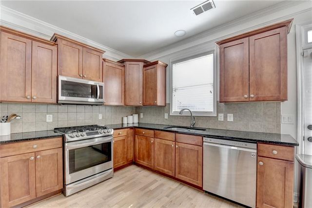 409 Arbor Lane, Loganville, GA 30052