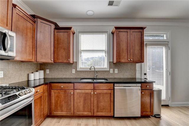 409 Arbor Lane, Loganville, GA 30052