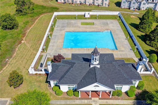 409 Arbor Lane, Loganville, GA 30052