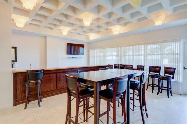 1370 S Ocean Boulevard 604, Pompano Beach, FL 33062