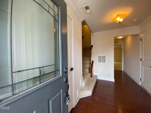 645 Berry Chase Way, Cary, NC 27519