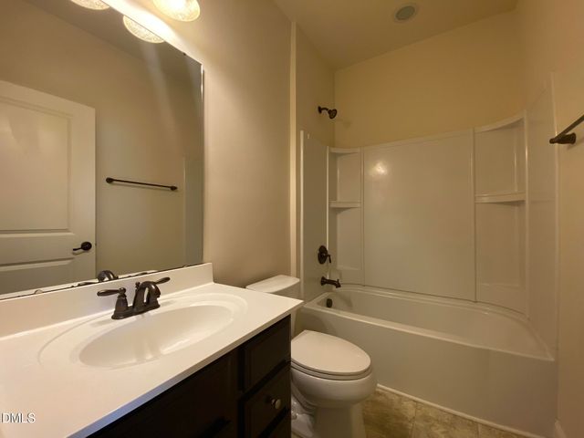 645 Berry Chase Way, Cary, NC 27519