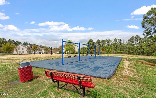 645 Berry Chase Way, Cary, NC 27519