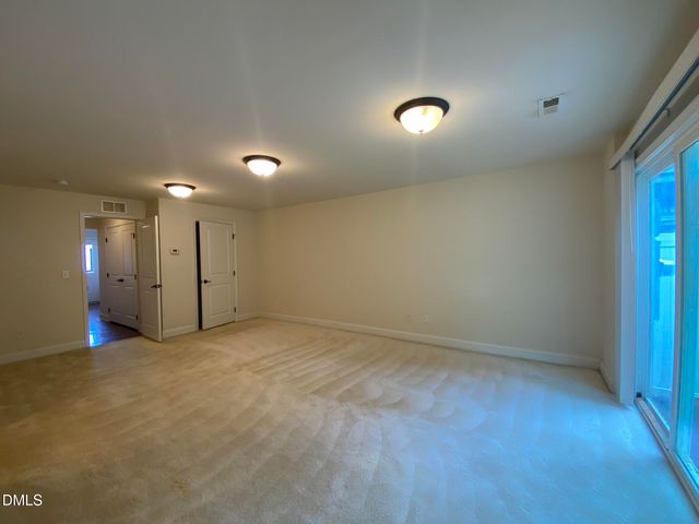 645 Berry Chase Way, Cary, NC 27519