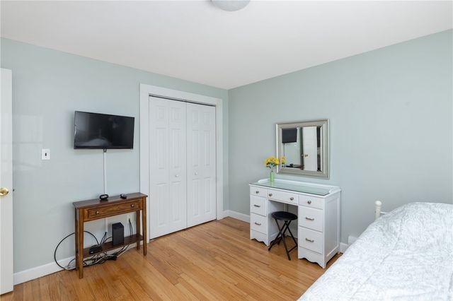 288 Green End Avenue, Middletown, RI 02842