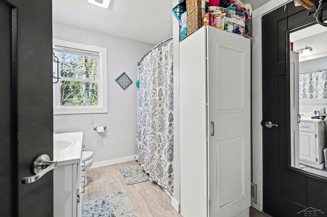 6812 W Decker Road, Ludington, MI 49431