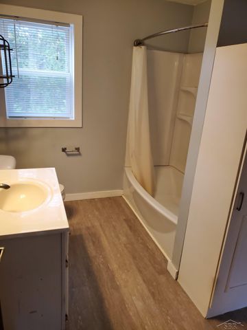 6812 W Decker Road, Ludington, MI 49431