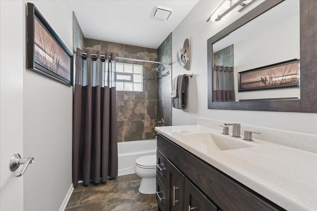 18035 Esther Drive, Orland Park, IL 60467