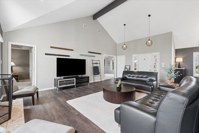 18035 Esther Drive, Orland Park, IL 60467