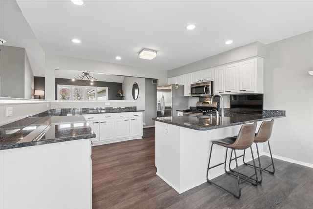 18035 Esther Drive, Orland Park, IL 60467