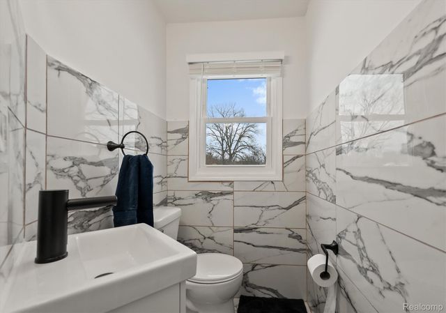 15500 Millar Road, Clinton Charter Township, MI 48036