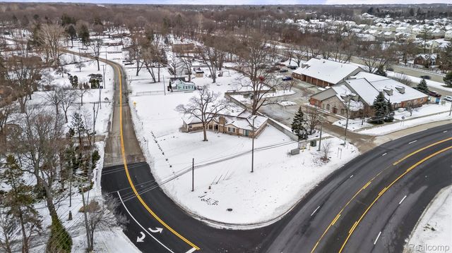 15500 Millar Road, Clinton Charter Township, MI 48036