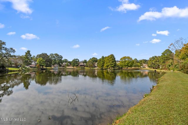 305 Golden Pond Drive, Madison, MS 39110
