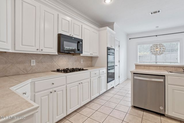 305 Golden Pond Drive, Madison, MS 39110