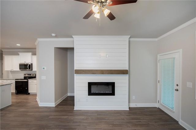 5366 Gray Birch Bend, Flowery Branch, GA 30542